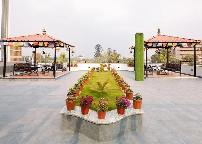 Hotel Tulsi 4*