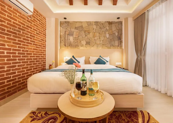 Tulsi Hotel
